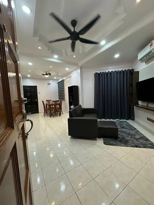 D.B Homestay Bayan Lepas