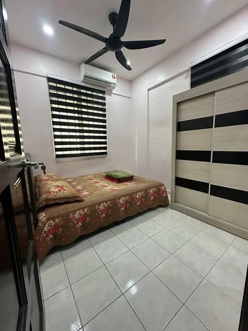D.B Homestay Bayan Lepas 0*,