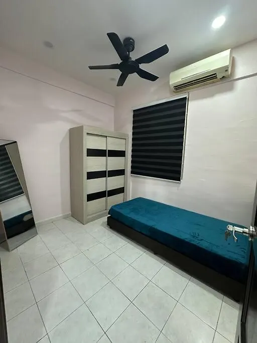 D.B Homestay Bayan Lepas Malezya